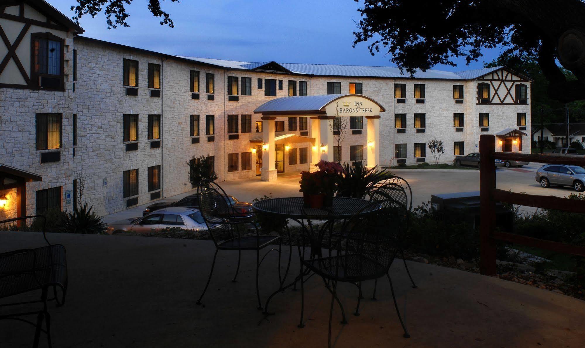 פרדריקסברג Inn On Barons Creek מראה חיצוני תמונה